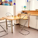 Mainline Retreat Zentral Mit Eigenem Parkplatz Appartement *