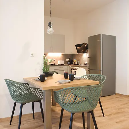 Mainline Retreat Zentral Mit Eigenem Parkplatz