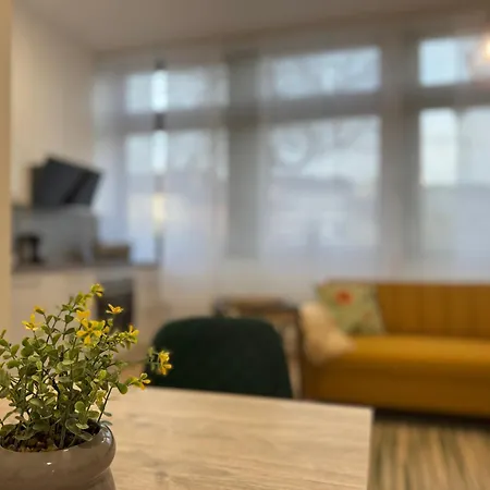 Apartment Mainline Retreat Zentral Mit Eigenem Parkplatz *