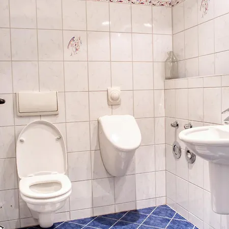 Mainline Retreat Zentral Mit Eigenem Parkplatz דירה אמברג