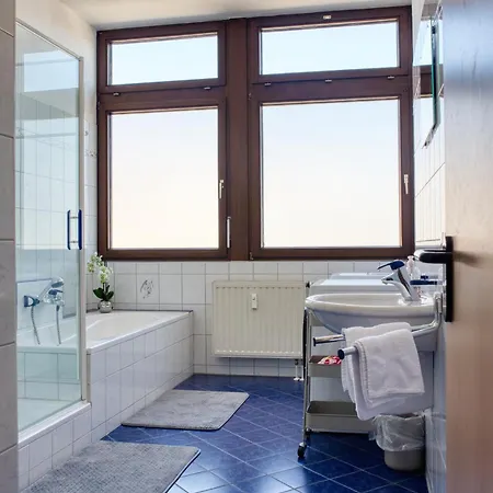 Apartment Mainline Retreat Zentral Mit Eigenem Parkplatz *