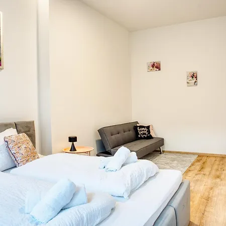 Mainline Retreat Zentral Mit Eigenem Parkplatz Amberg